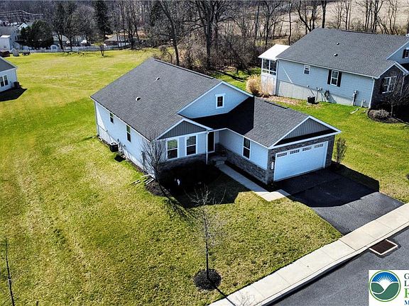 2nd image of 4220 Cypress Ln