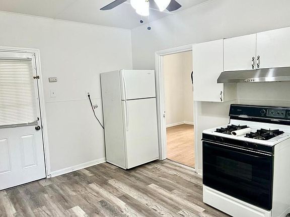 4th image of 43 Broad St Unit 1