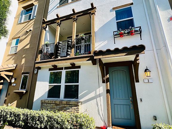 5th image of 156 Esfahan Dr #3