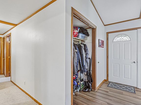 4th image of 4614 Hamlet Pl