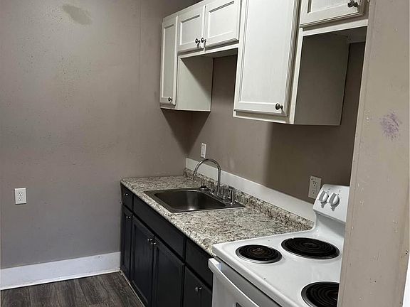 3rd image of 2141 Avenue J