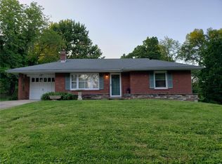 1235 Kroeger Dr, Saint Louis, MO 63135