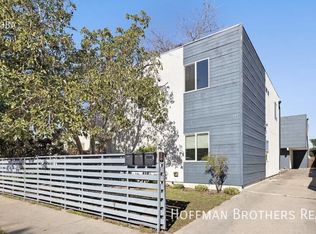 647 W 97th St, Los Angeles, CA 90044
