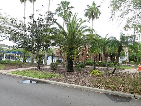 3rd image of 1920 Summer Club Dr APT 302