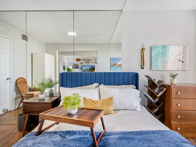 250 Ohua Ave #Penthouse I — Photo 6