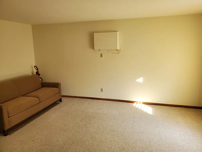 5518 Osborn Dr — Photo 3