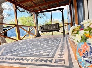 721 Oak Dr, Bandera, TX 78003