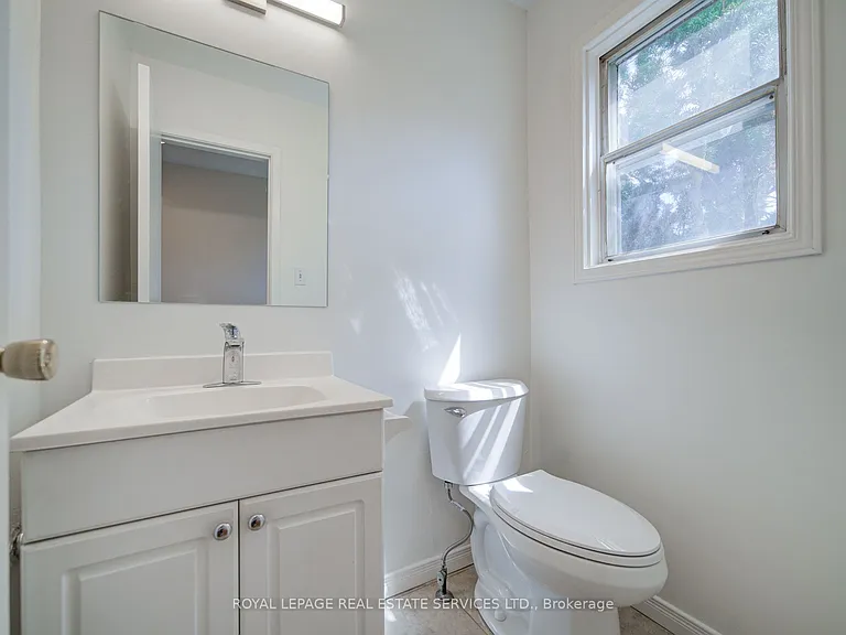 3500 Glen Erin Dr #4 — Photo 15