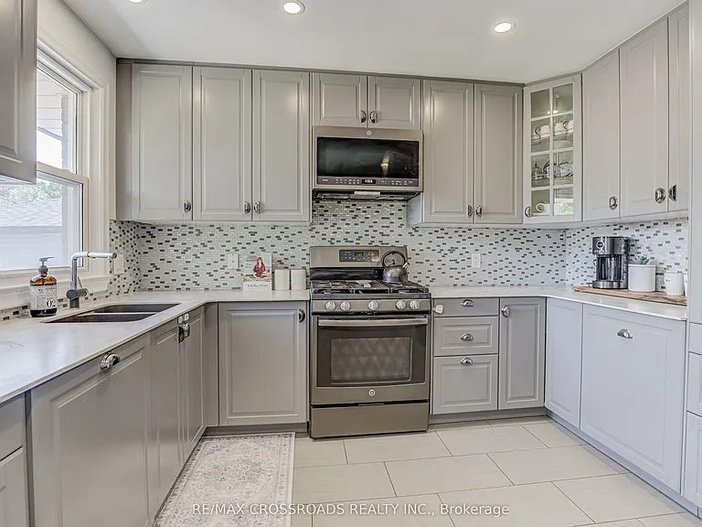 778 Tennyson Ave — Photo 13