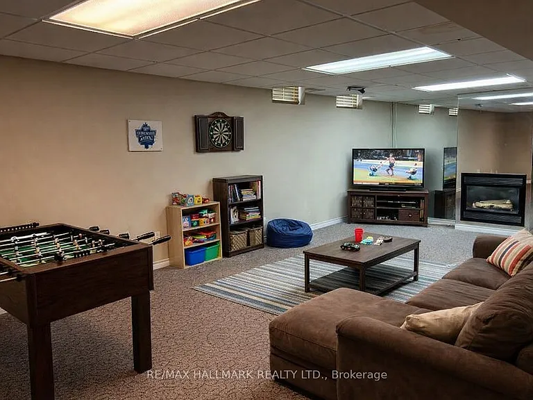 15 Magenta St — Photo 8