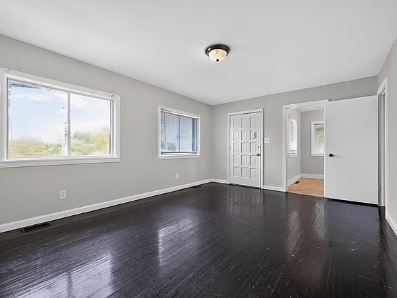 3rd image of 9801 Virginianna Dr