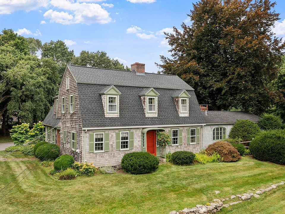 1st image of 36 Haggetts Pond Rd
