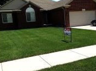 53398 Crawford Dr, Chesterfield, MI