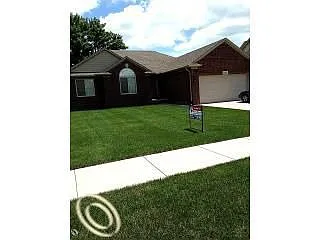 53398 Crawford Dr photo 1