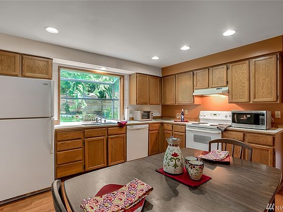 5th image of 11541 SE 323rd Pl