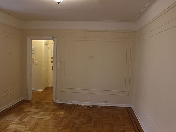 4th image of 2234 Ocean Ave APT C7