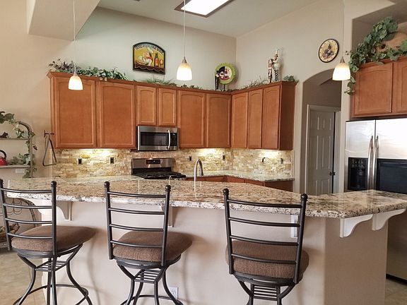 5th image of 3926 N Hillington Ln