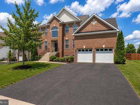 120 Nassau Dr, Winchester, VA 22602