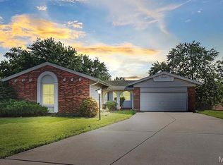 11875 Old Halls Ferry Rd, Florissant, MO 63033