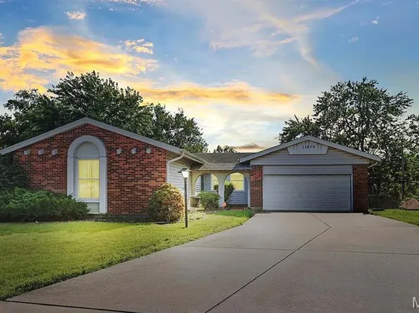 11875 Old Halls Ferry Rd, Florissant, MO 63033