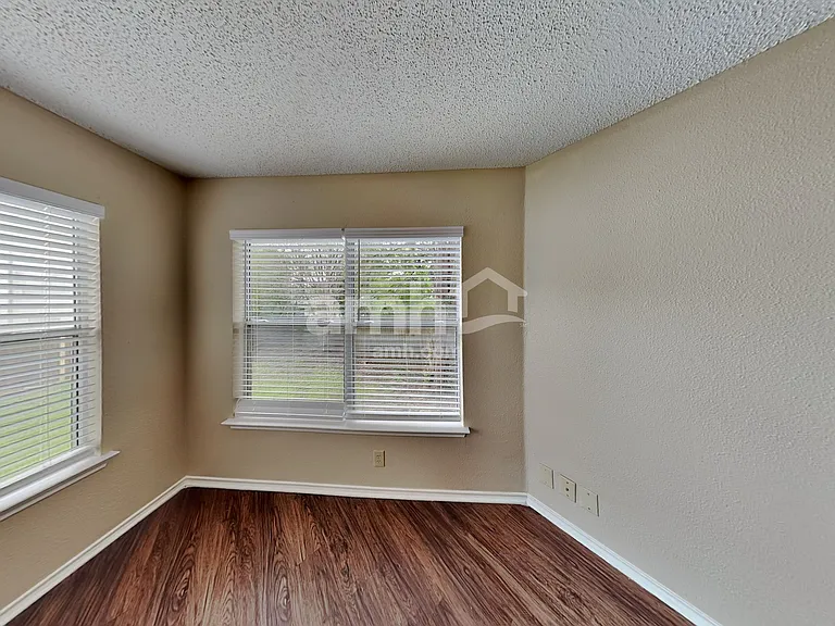 6806 Winterpath Dr — Photo 9