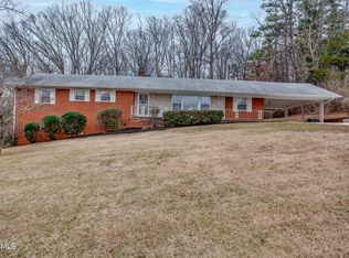 4805 Laurelwood Rd, Knoxville, TN 37918