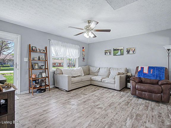 4th image of 175 Mary Dr