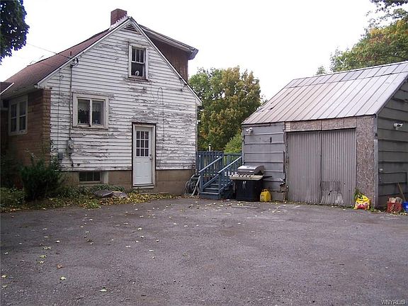 5th image of 6800 Woodside Pl