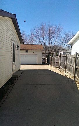 4th image of 508 Bryn Mawr Ave