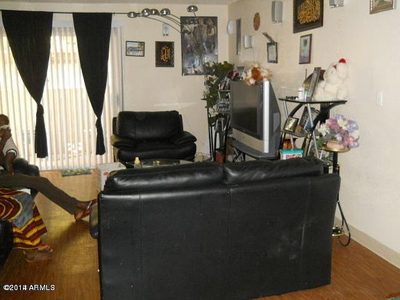 3rd image of 3421 W DUNLAP Avenue #121