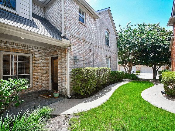 4th image of 1123 Enclave Sq E