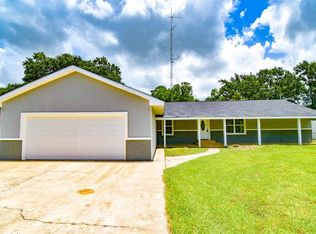 265 E Darby St, Bridge City, TX 77611