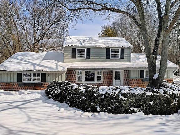3rd image of 11548 N Bobolink Ln