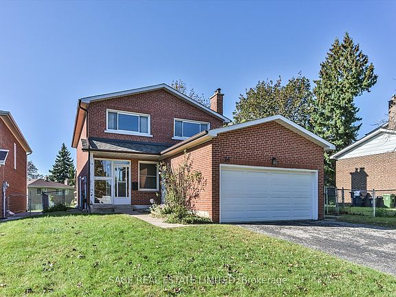 2nd image of 34 Craketts Ave
