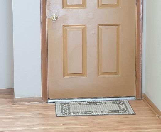 2nd image of 1013 Livingston Ave