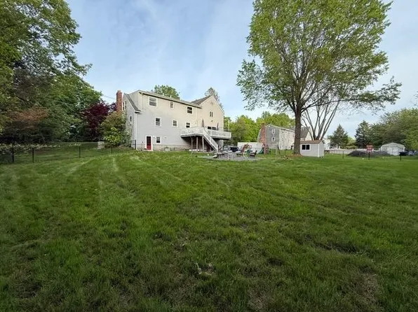 76 Wheeler Avenue, Salem, NH 03079