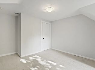 98 Sycamore St #B, Belmont, MA 02478