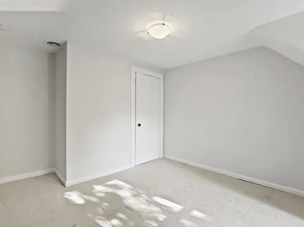 98 Sycamore St #B, Belmont, MA 02478