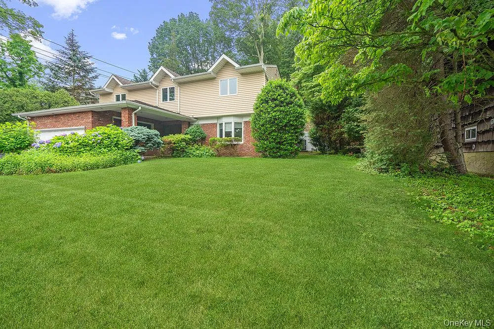 4 bed, 3.5 bath, 2158 sqft, $7,200 — Photo 3