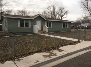 182 11th St, Carlin, NV 89822