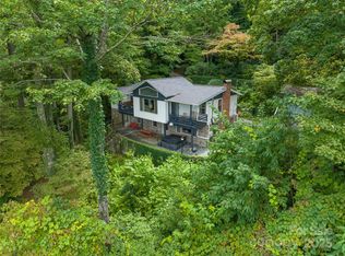 330 Overlook Dr, Maggie Valley, NC 28751
