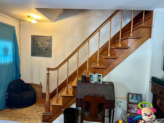 5th image of 87 Monroe Highway