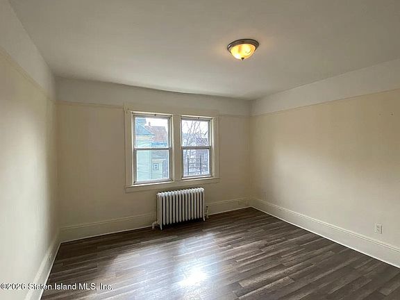 5th image of 122 Westervelt Ave #1