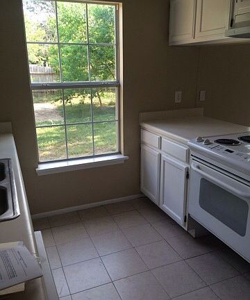 4th image of 10246 Apricot Field Dr
