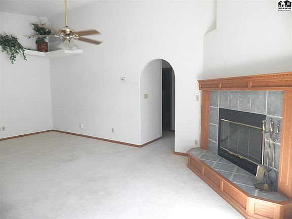 3rd image of 1324 Wood Bridge Ct
