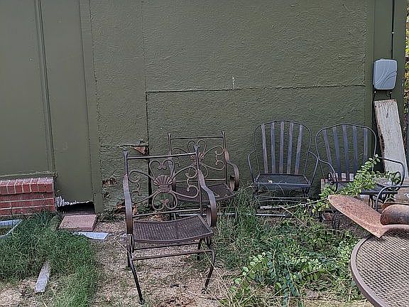 Converted garage from outside