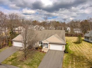 90 Shadowbrook Ests #90, South Hadley, MA 01075