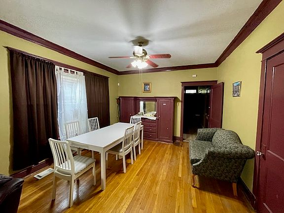 3rd image of 7920 S Saginaw Ave