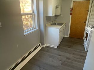 204 Minooka St #1, Pittsburgh, PA 15210