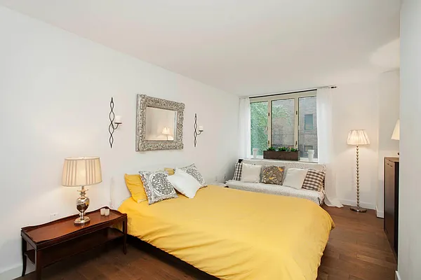 Sold by Keller Williams NYC | media 6